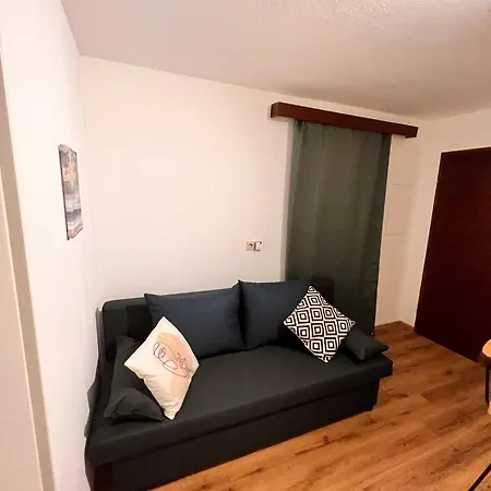 Perfekte Lage! Ganze Wohnung Burgblick Residenz Sankt Veit an der Glan Exterior photo